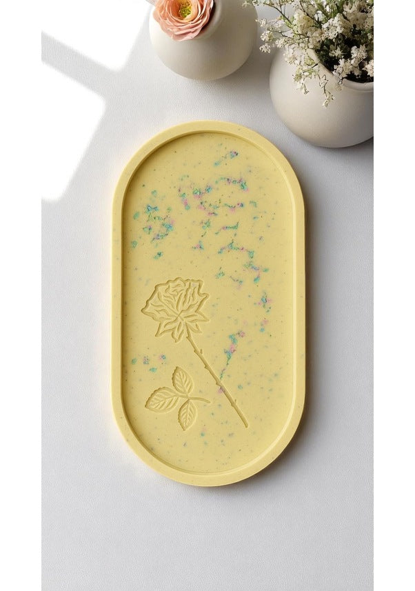 Gül Çizimli El Yapımı Dekoratif Tabak – Özel Tasarım (23 x 13 cm)