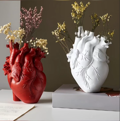 El Yapımı Anatomik Kalp Vazo